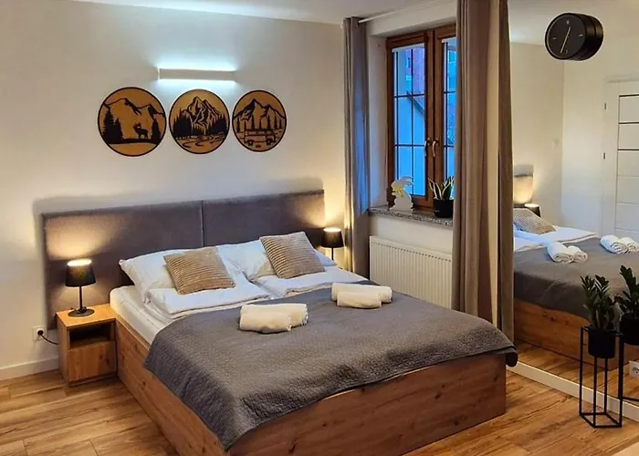 Apartament Krolewski W Centrum Nad Lomnica 15